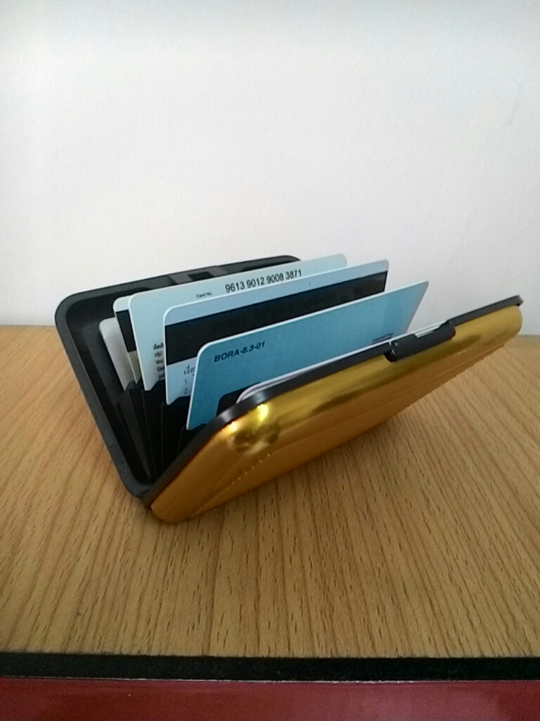 กล่องเก็บการ์ด,กล่องเก็บนามบัตร