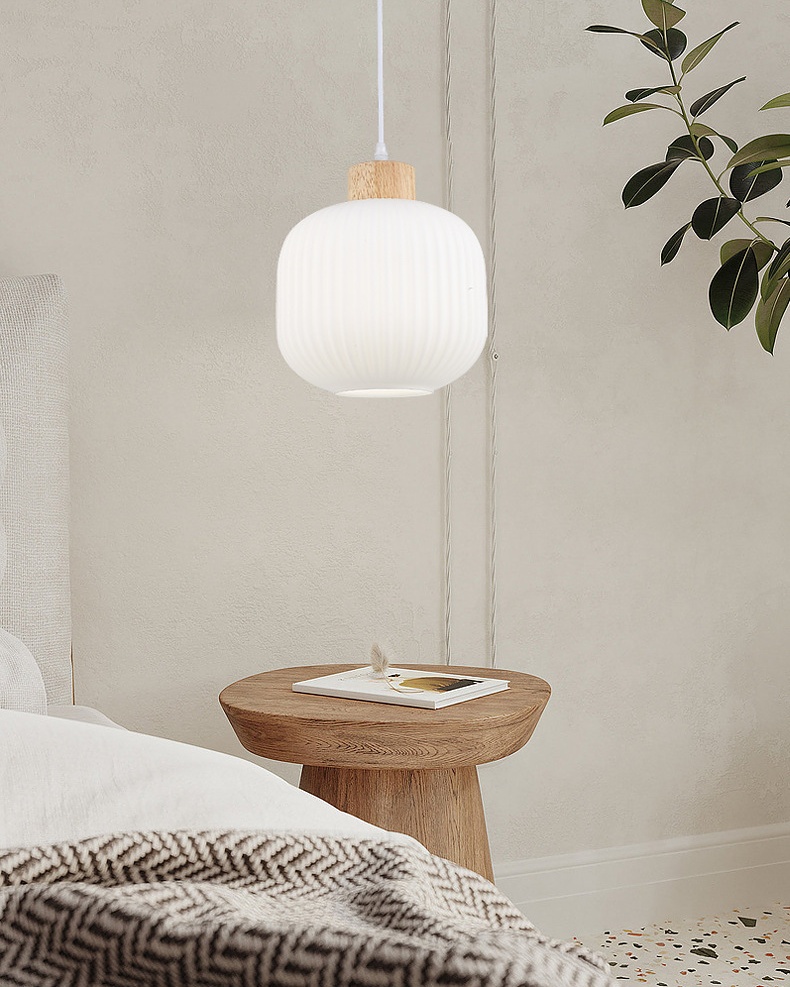 โคมไฟแขวนเพดานแก้วสีขาวลายลอนเส้นตรงมีหัวไม้สไตล์ญี่ปุ่น [JP-8906]