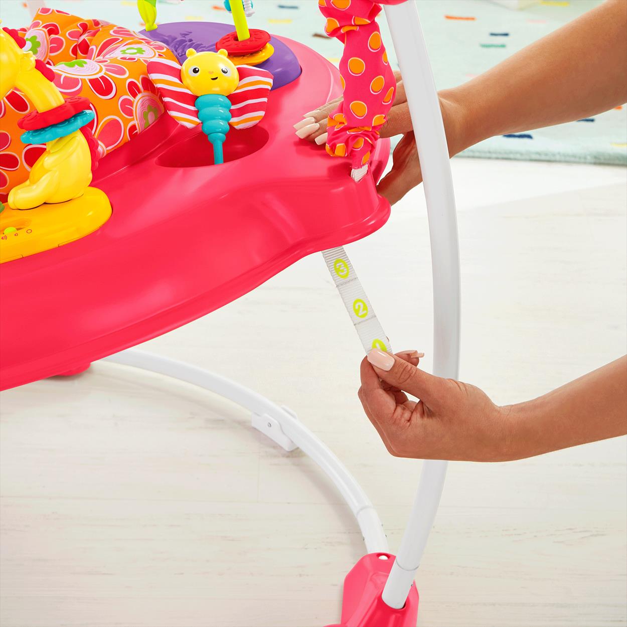เก้าอี้กิจกรรมกระโดดดึ๋งสีชมพูแสนหวาน Fisher-Price Pink Petals Jumperoo