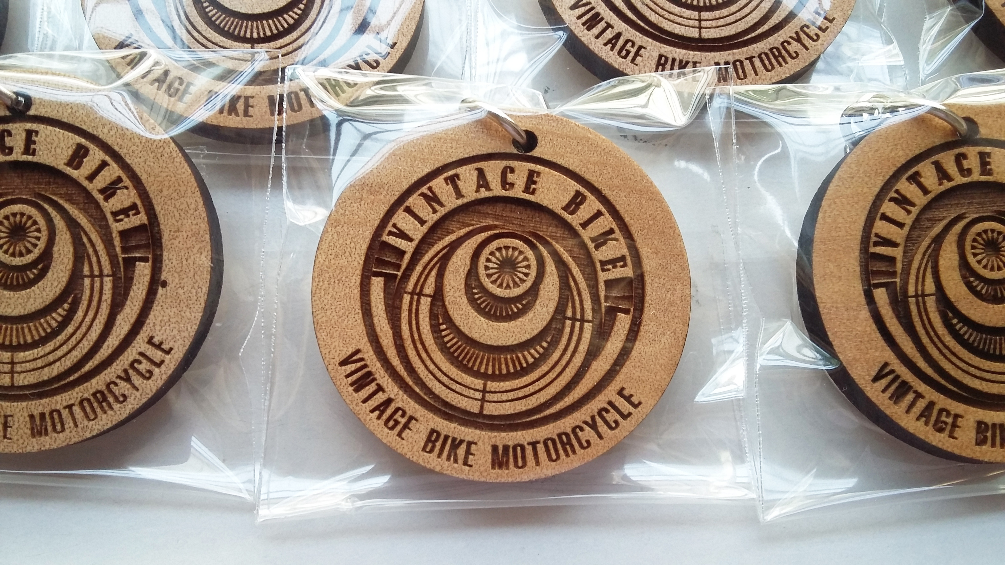 พวงกุญแจไม้ พวงกุญแจที่ระลึก - ของที่ระลึกกลุ่ม Vintage Bike