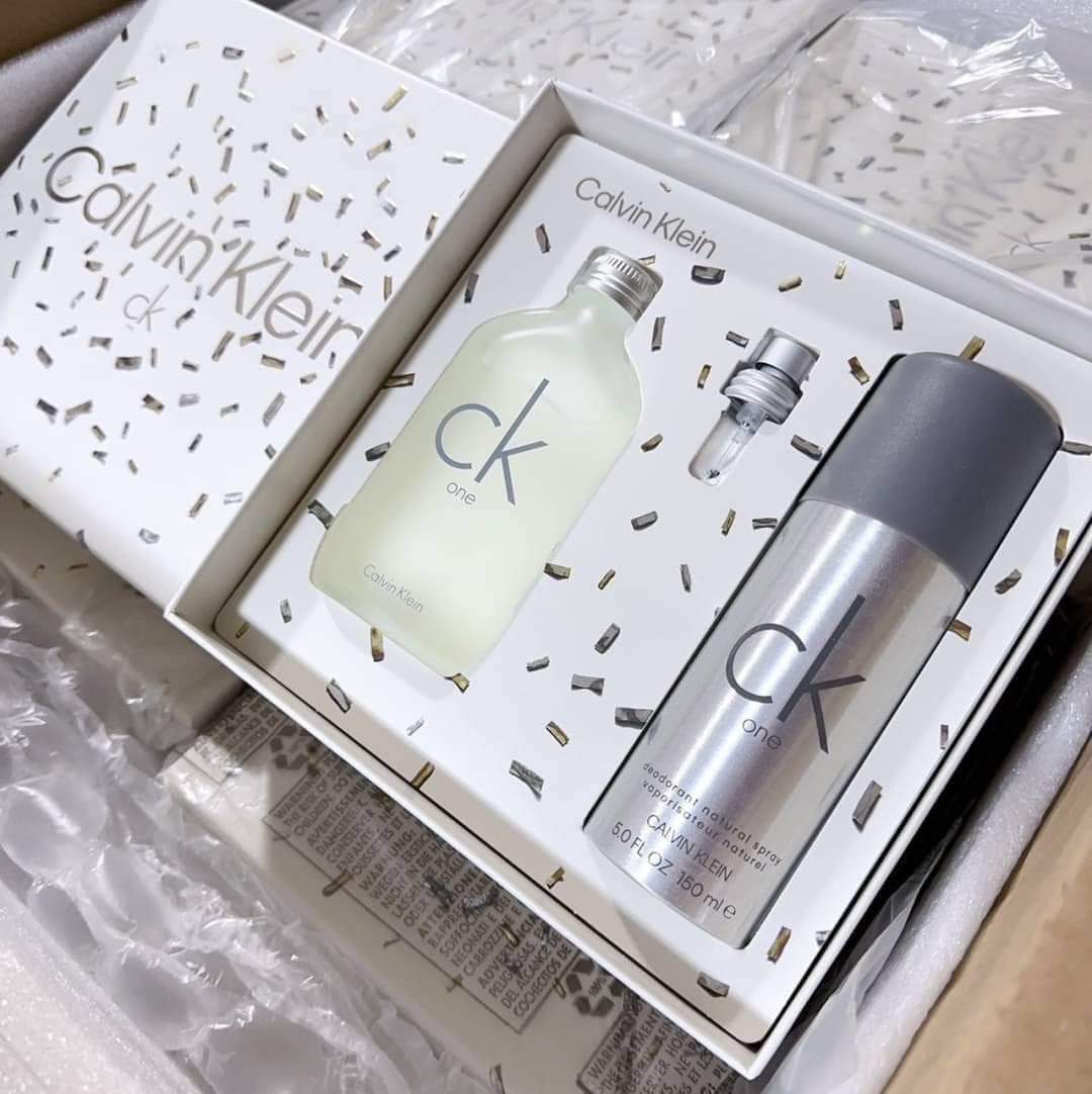 เซตน้ำหอม Calvin Klein Ck One Gift Set (แอดไลน์ก่อนสั่งซื้อ)