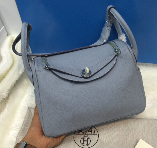 กระเป่า hm lindy togo eather 26 cm มีหลายสี สต็อคเปลี่ยนตลอดสอบถามได้ค่ะ
