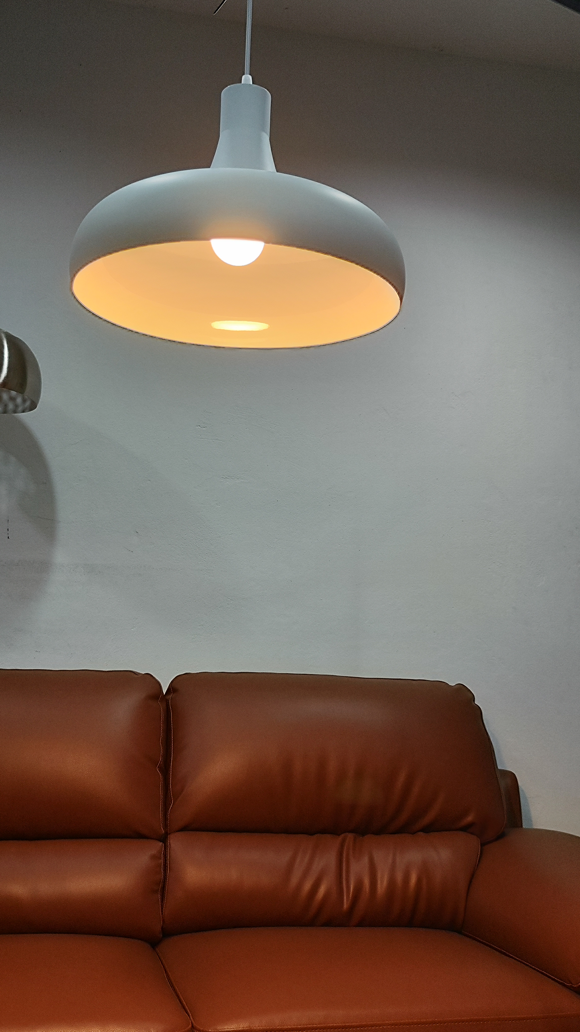 โคมไฟแขวนเพดานสไตล์โมเดิร์น กว้าง 37cm [KMQ020-A-37]