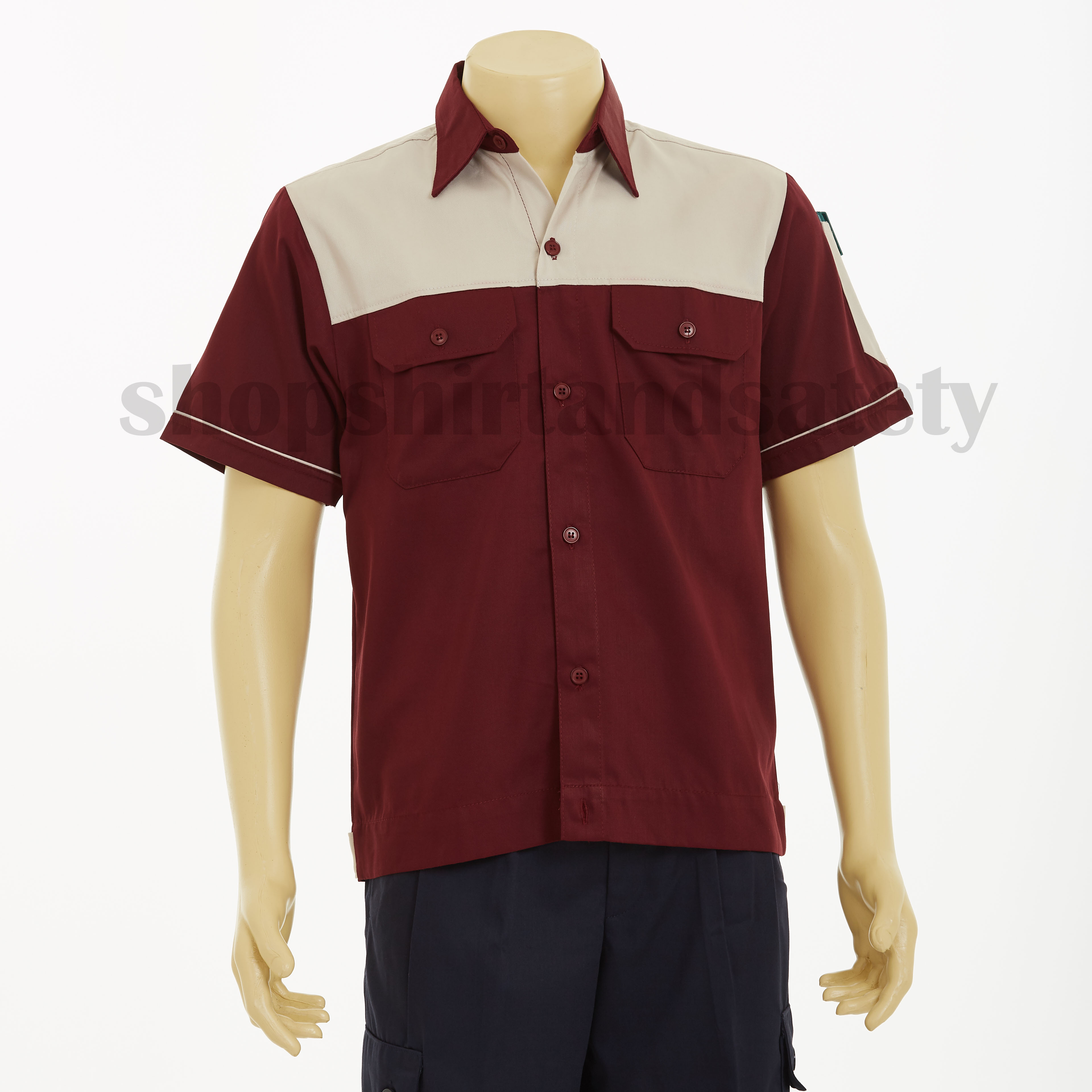 เสื้อช็อปแขนสั้นแบบเลือดหมูอกครีม