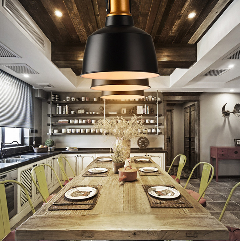 โคมไฟแขวนเพดานสไตล์ลอฟท์อเมริกันโป๊ะสีดำหัวสีทอง [SY65228]