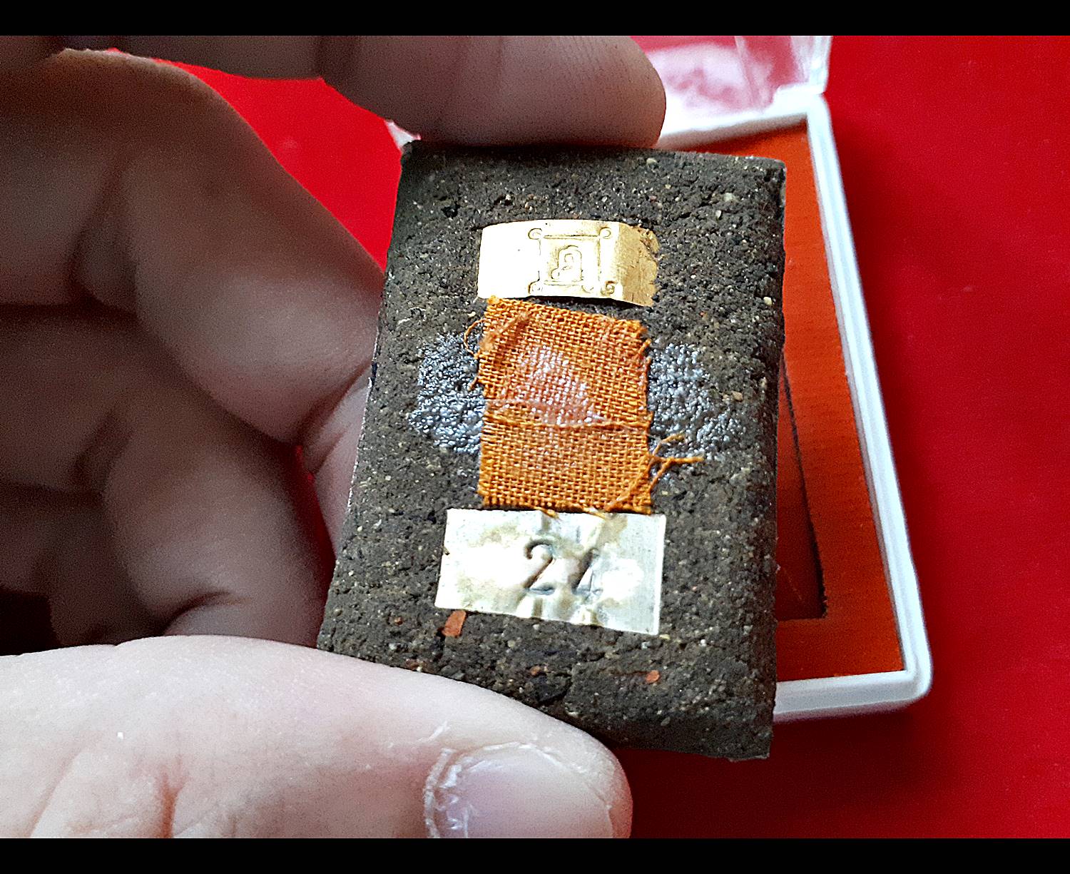 ล็อกเกต หลวงพ่อกวย วัดโฆสิตาราม อุ้มบาตร ปี2559 รุ่น บารมีมหาทาน ๕๙ ศิษย์สร้างถวายบูชาพระคุณ (ชุดกรรมการ อุดมวลสาร แผ่นทอง แผ่นเงิน ตอกเลขตอกโค๊ด) #รับประกันแท้