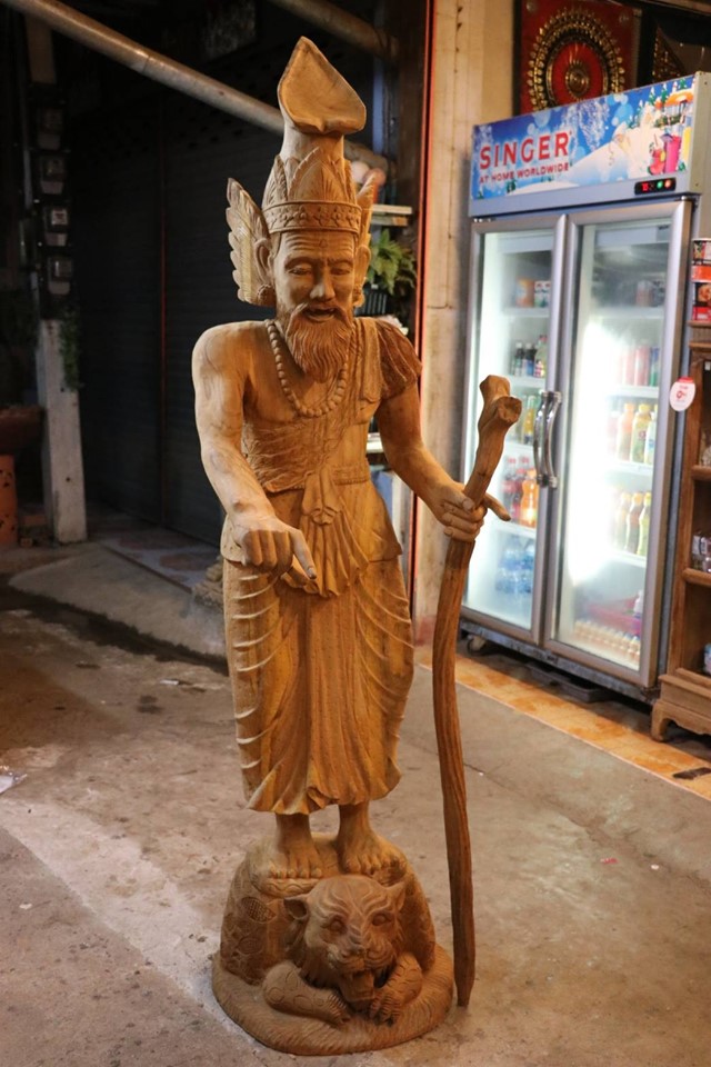ปู่ฤาษี ไม้สักแกะสลัก ขนาดใหญ่ (สูง 1.90เมตร) (งานสั่งทำ) (งานฝีมือ สั่งทำพรีออเดอร์ ตามคิวและระยะเวลา)