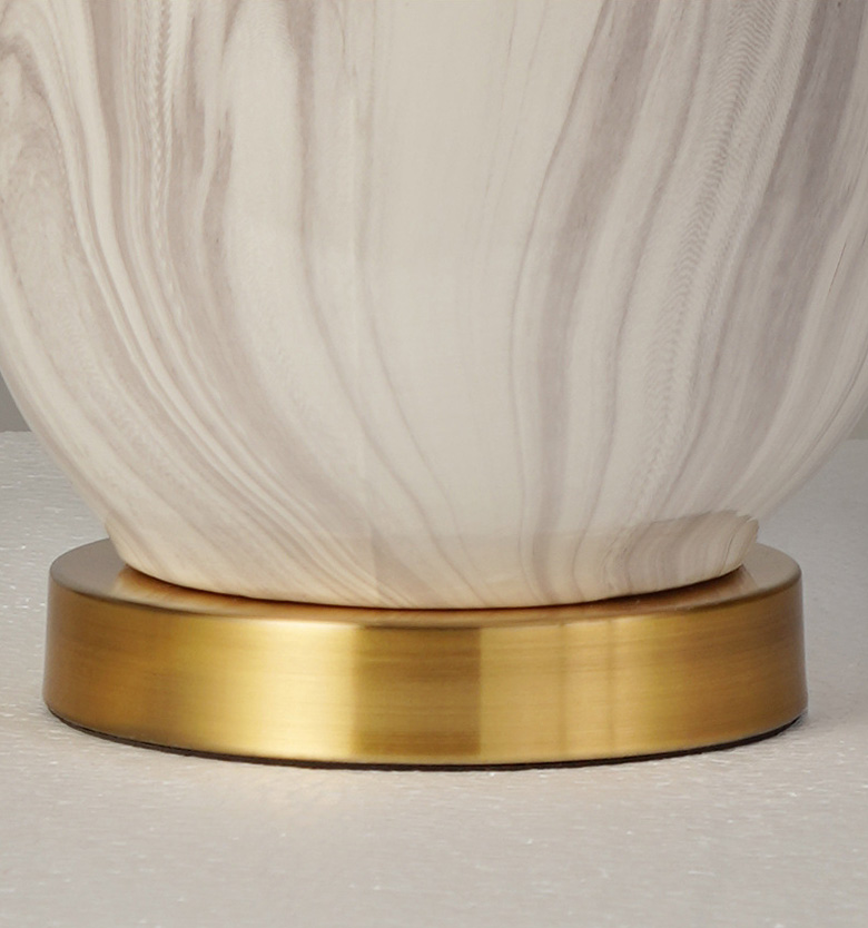 โคมไฟตั้งโต๊ะเซรามิคลายหินอ่อนโป๊ะผ้าสไตล์ยุโรป [RX125]