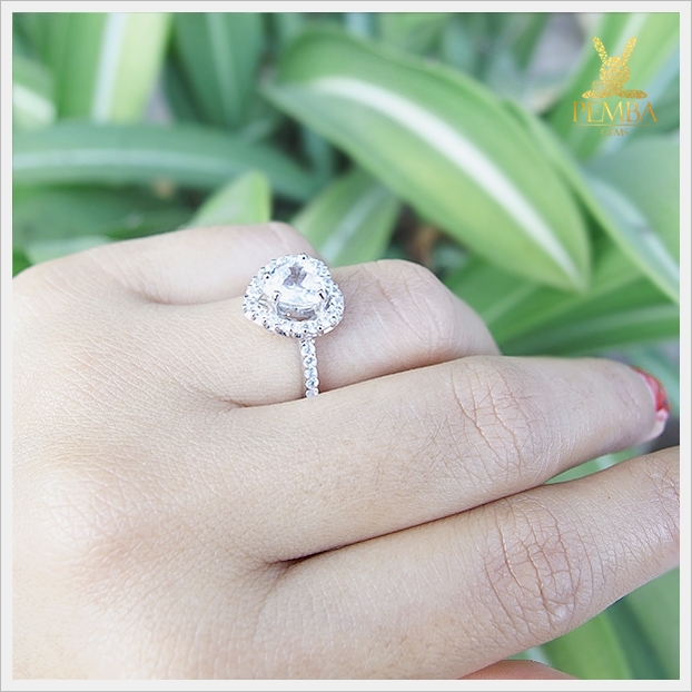 แหวนเพทายขาว สวยโดดเด่น เพิ่มเสน่ห์น่าหลงใหล แหวนพลอยแท้