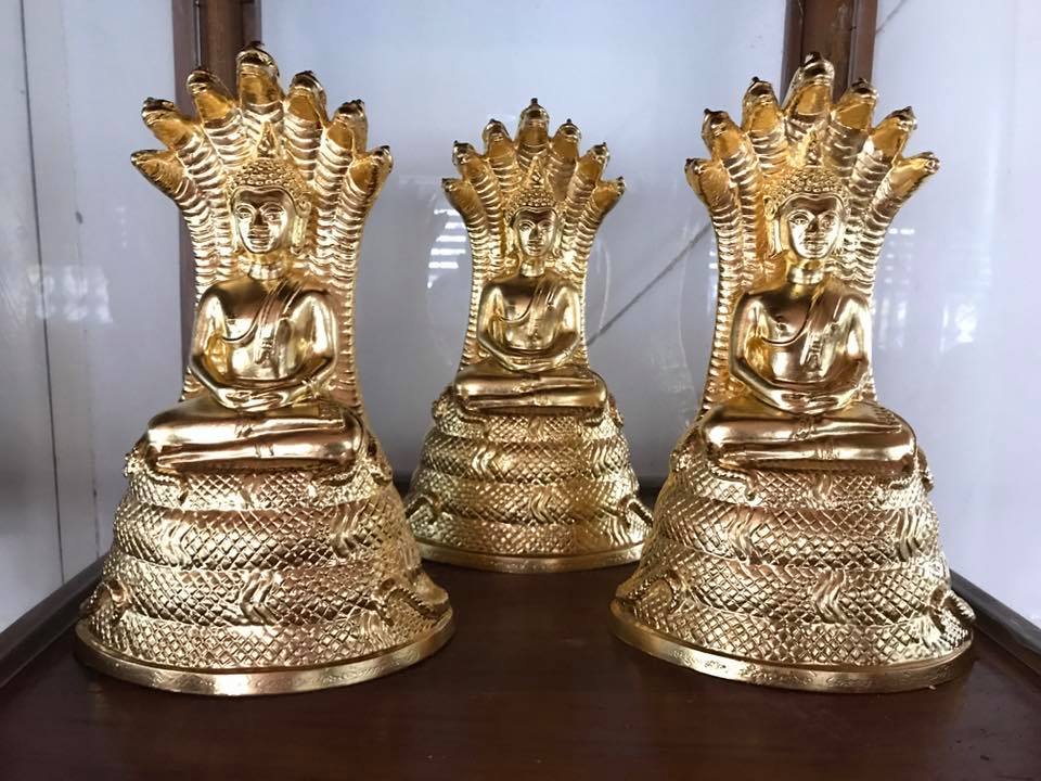 หลวงพ่อเจ็ดกษัตริย์ พระพุทธสิริสัตตราช ( พระบูชา ขนาดหน้าตัก 3 นิ้ว เนื้อโลหะชนวน ปิดทองคำแท้ )