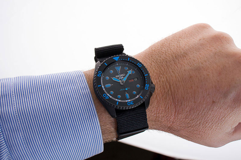 Karnvera Shop นาฬิกาข้อมือผู้ชาย Seiko 5 Sport Automatic รุ่น SRPD81k1