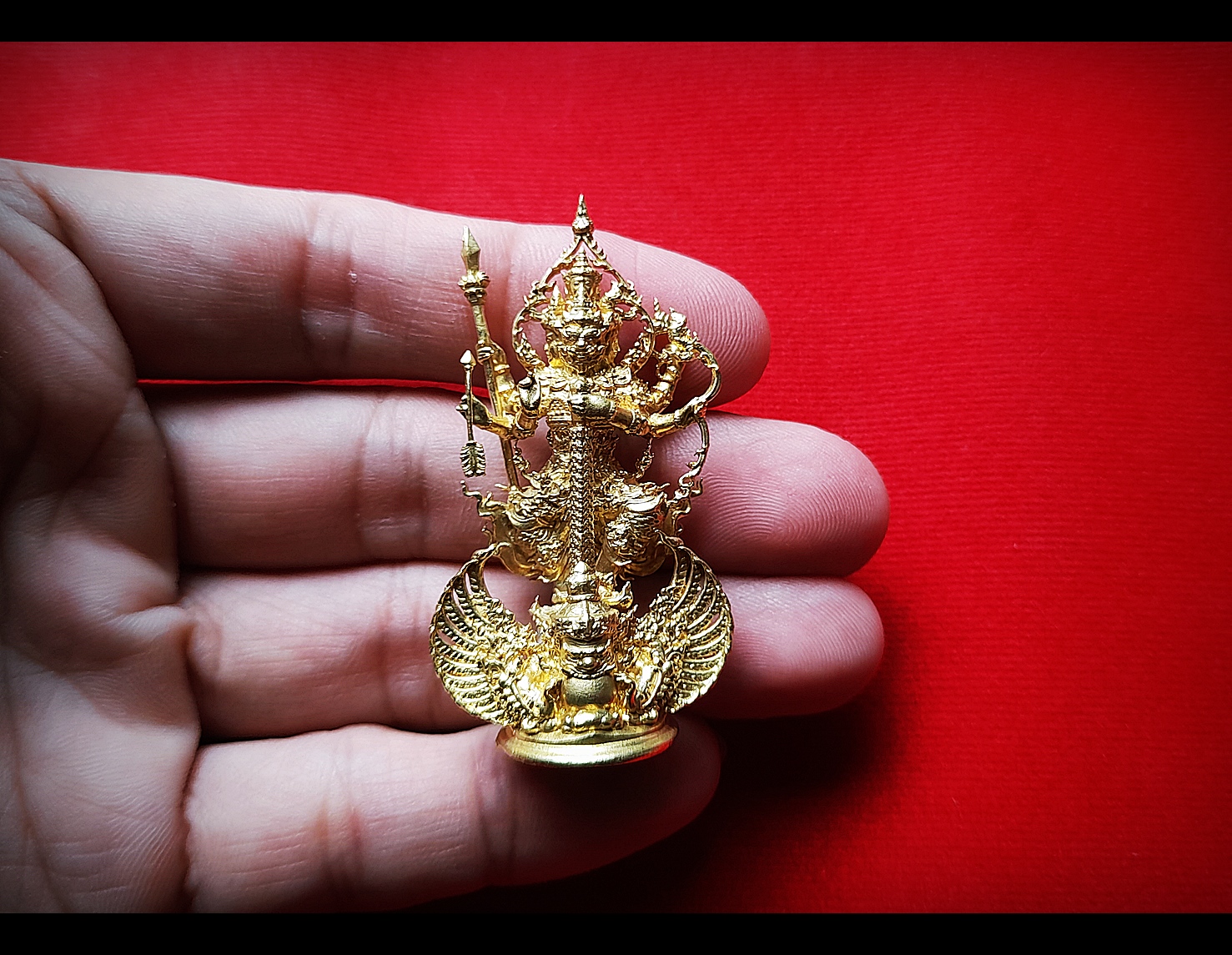 รูปหล่อ ท้าวมหาราชทั้ง4(ท้าวจตุโลกบาล) ทรงประทับบน ราหู เนื้อทองทิพย์ เต็มสูตร งานเน้นรายระเอียดปราณีต (ขนาดสูง5ซม) - (ราหู มี ปีกเป็นครุฑ มี ลำตัวเป็นพญานาค) ปลุกเสก ปี2563 #รับประกันแท้