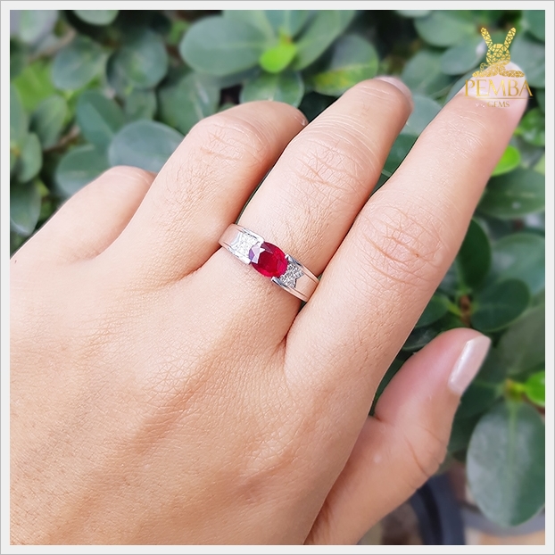 แหวนทับทิมแท้ อัญมณีสีแดงสด ใส่เสริมเพิ่มเสน่ห์ แหวนพลอยแท้