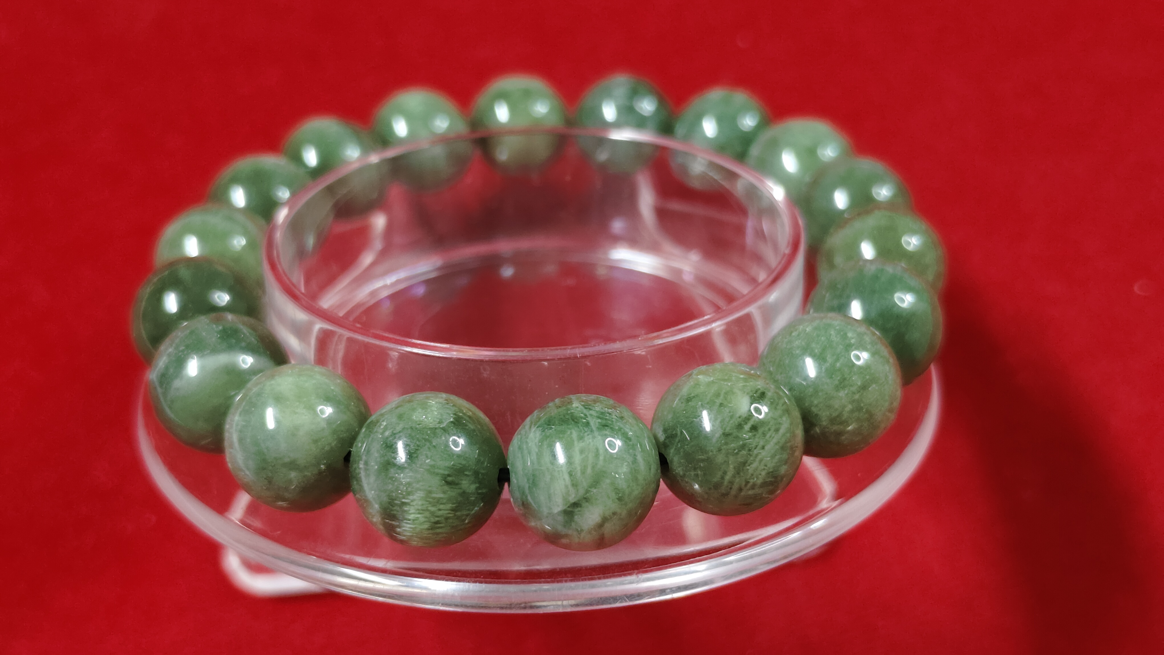 #ข้อมือหินการ์เนตเขียว รหัสbh-0053