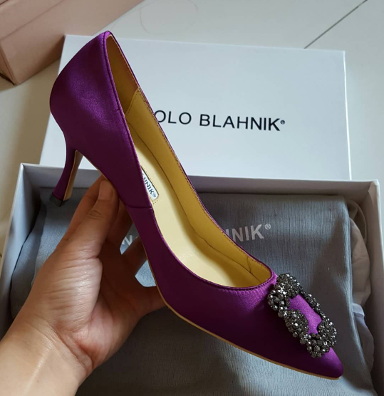 พร้อมส่ง รองเท้า mb ผ้าไหม สีม่วง ยอดฮิต ใส่ออกงาน งานแต่ง แบบดาราเซเลบทุกคนต้องมี สอบถามไซส์ได้ค่ะสต็อคของเปลี่ยนตลอด