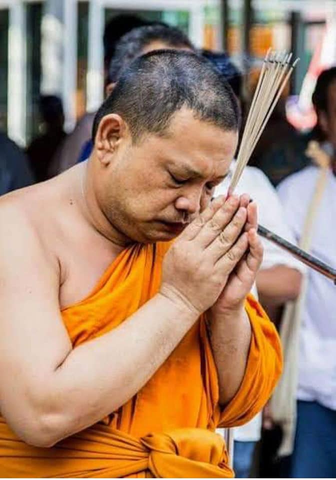 รูป หลวงพ่อกวย วัดโฆสิตาราม ยันต์คู่ (ย้อนยุค ปี21) (พิธีปลุกเสก วัดเดิมบาง) ปี2562 (ตอกโค็ด หนุมาน) #รับประกันแท้