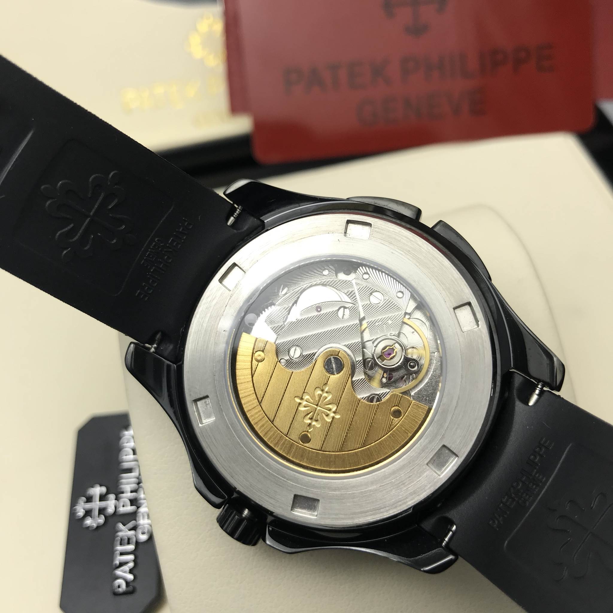 นาฬิกา Patek Philippe Aquanaut Travel Time Reference 5164R เซรามิกดำ Mirror Swiss