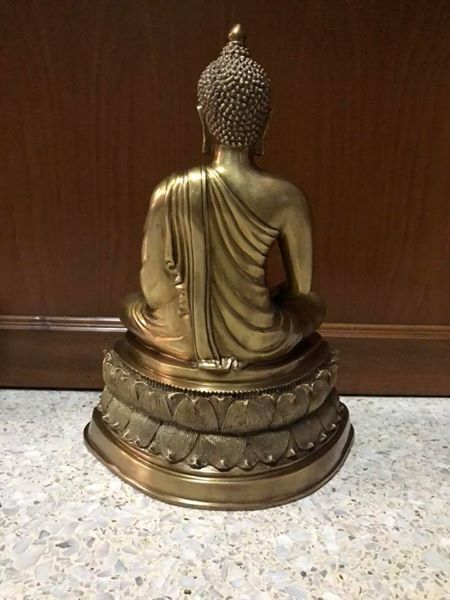 รูปหล่อ พระพุทธรูป ปางสมาธิ ฐานบัว2ชั้น หน้าตัก9นิ้ว เนื้อทองเหลืองขัดมัน
