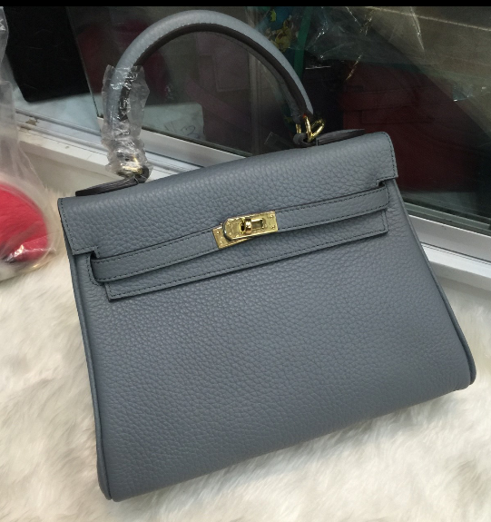 พร้อมส่ง กระเป่า hm kelly togo 25 cm มีหลายสีสอบถามได้ค่ะ