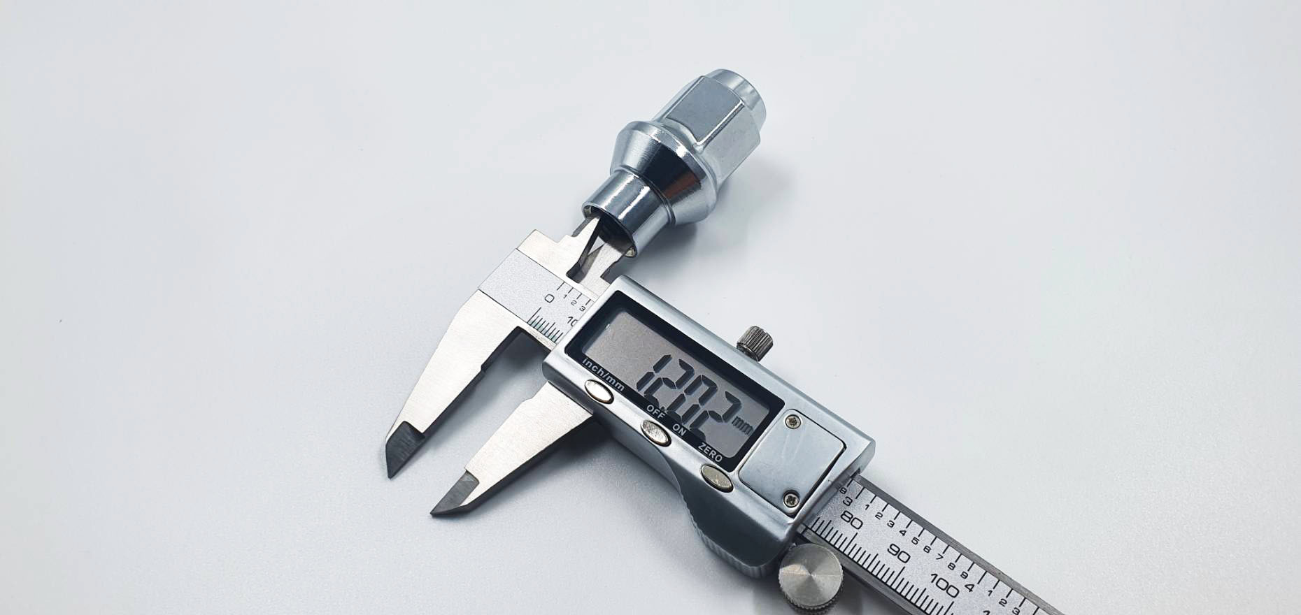 น็อตล้อ เพลาลอย (ราคาต่อ 1 ตัว) สินค้าใหม่จากโรงงาน