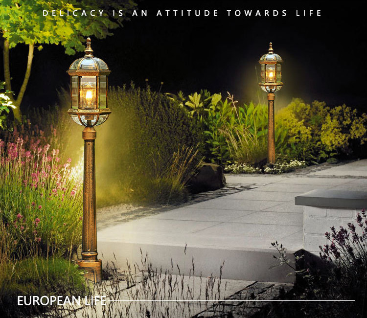 โคมไฟสนามหญ้า สูง 118CM สี bronze ปัดลาย โป๊ะโคมกระจกใส [ODY-01]