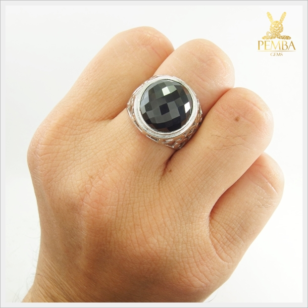 แหวนนิลแท้ เงินแท้925 ชุบทองคำขาว ฉลุลาย สไตล์ขลังๆ