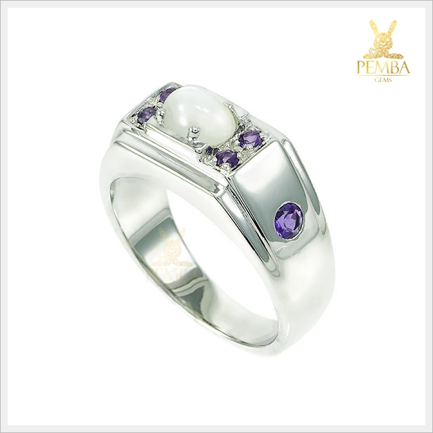 แหวนมุกดาหารแท้ อัญมณีสีขาวนวล ชวนให้หลงใหล แหวนพลอยแท้