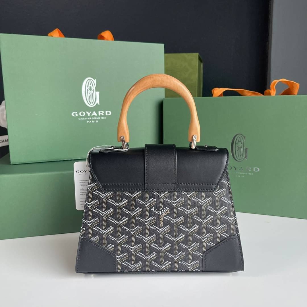 กระเป๋า goya mini saigon bag 21 cm มีหลายสีสอบถามได้ค่ะ