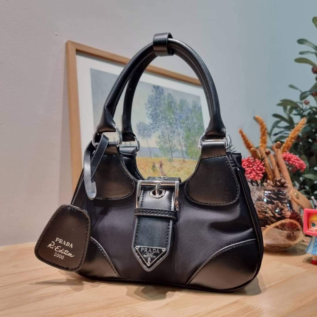 PRADA RE-NYLON AND LEATHER MOON PADDED BAG (แอดไลน์ก่อนสั่งซื้อ)