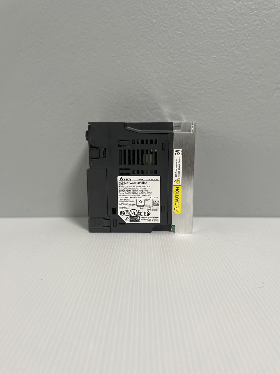 Delta MS300 VFD2A8MS21ANSAA 0.5HP 0.4kW Input 1-Phase , 220V output 3-Phase , 220V