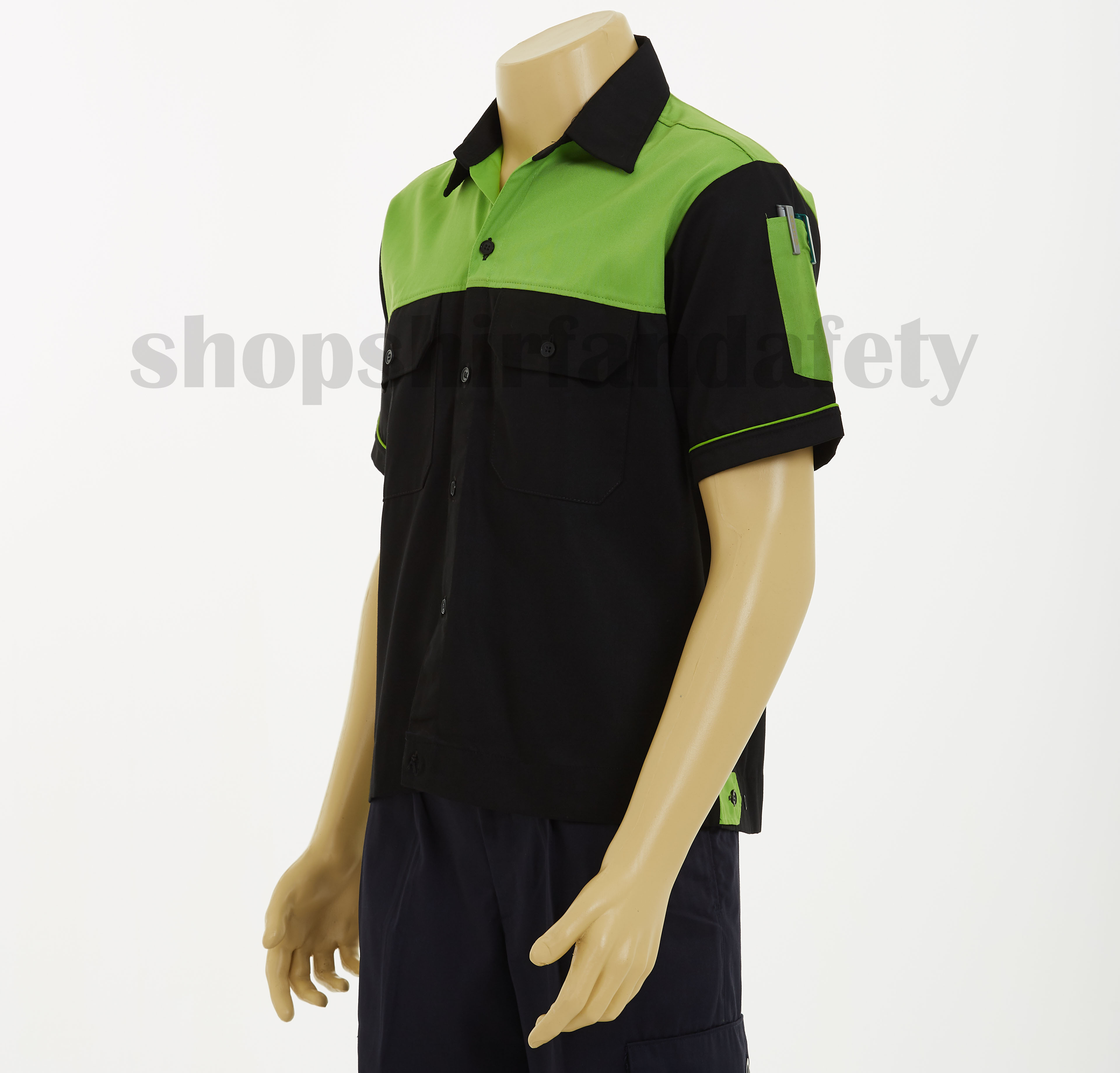 เสื้อช็อปแขนสั้นแบบดำอกเขียว