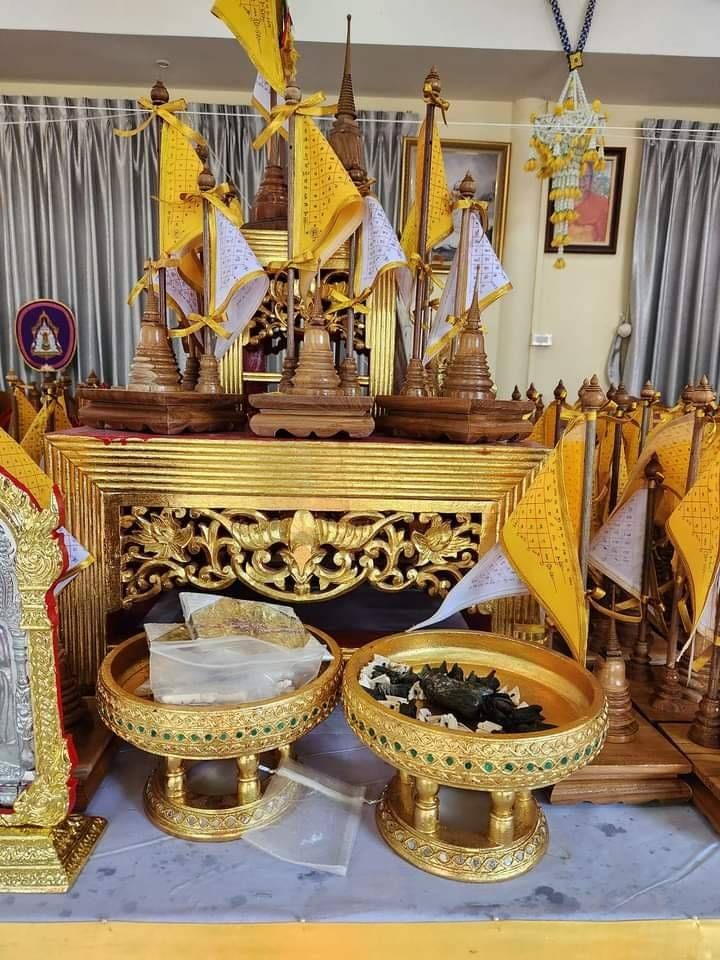 แมลงภู่ งาช้างแท้ (บรรจุเข็มทองคำ+ปรอทสำเร็จ+ยาวาสนาจินดามณี) ปี2566 #รับประกันแท้