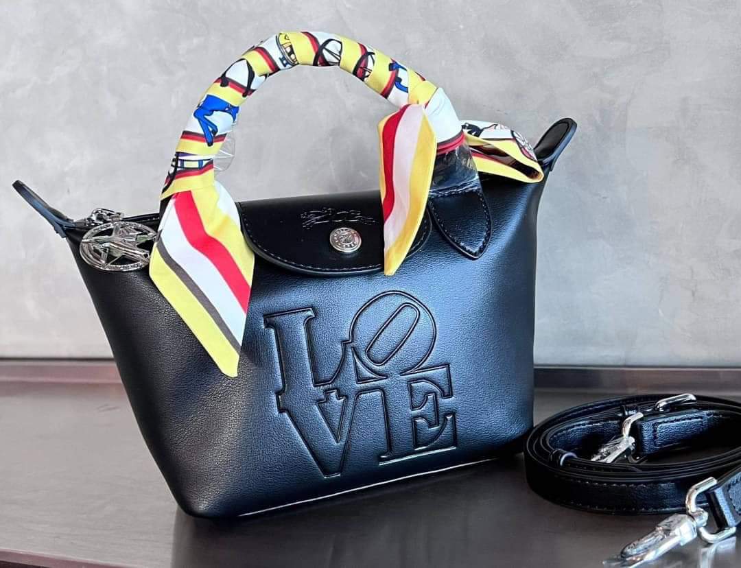 LONGCHAMP X ROBERT INDIANA XS (แอดไลน์ก่อาสั่งซื้อ)
