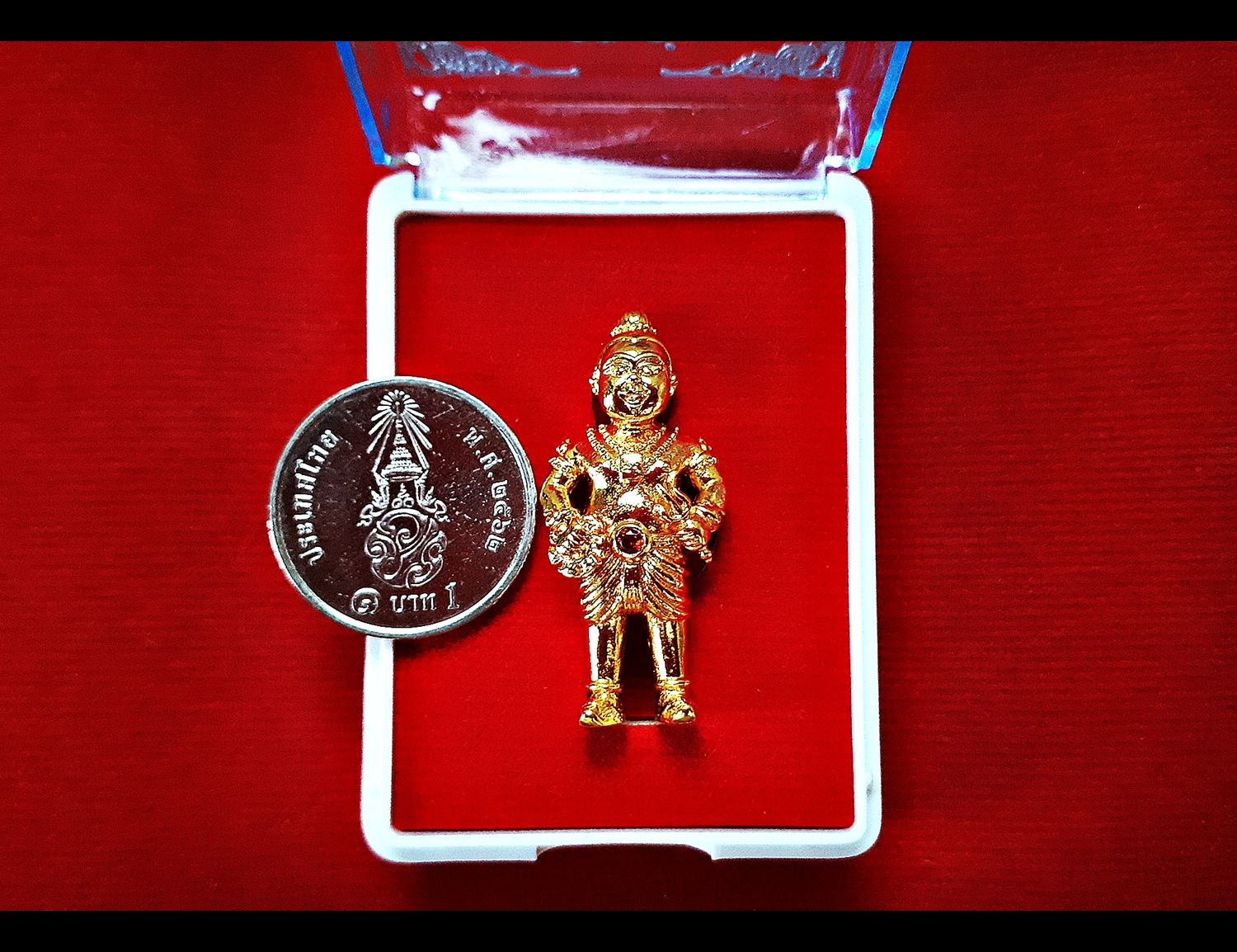 กุมารเทพ(ท่านอินทกะ) (ทรงอาวุธ ซ้าย-จักรนารายณ์ ขวา-ตรีพระอิศวร) เนื้อสำริด ชุบทองคำแท้ ฝังพลอย รุ่นพิทักษ์ ปี2559