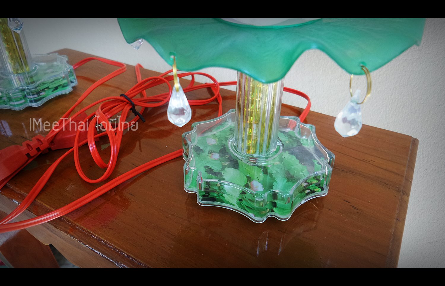 โคมไฟ สีเหลือง ทรงดอกบัวชมพู่ บูชาพระ