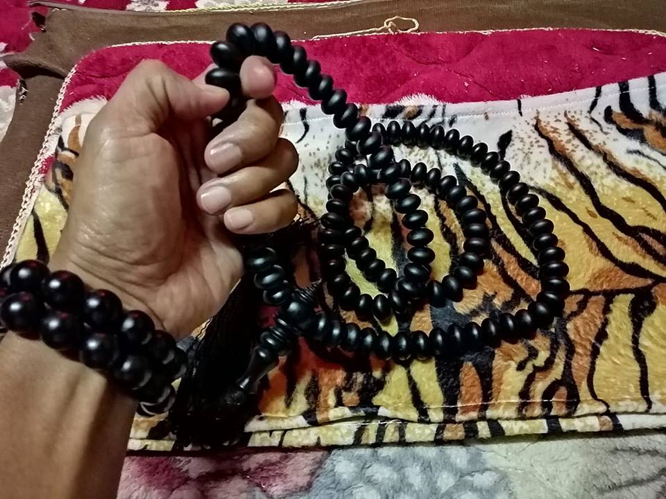 ประคำคอ ไม้พญางิ้วดำ ของแท้ (ขายปลีก ขายส่ง) - (ราคาอยุ่กลางหน้าเว็บ)