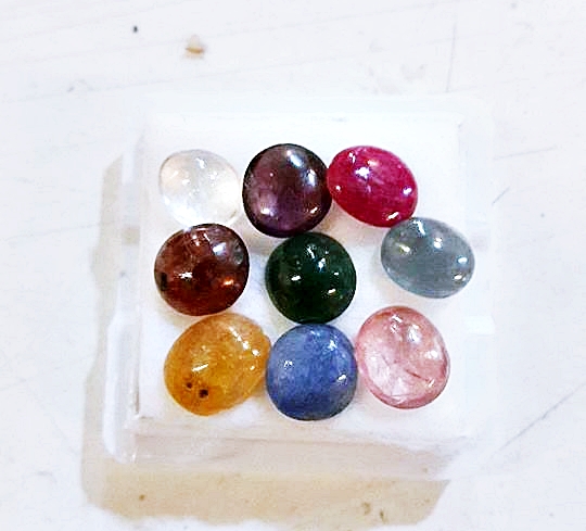 พลอยนพเก้า (9เม็ด 9สี เม็ดละ 1 สี) หินมงคล พลอยมงคล ของแท้ เกรดดีนำเข้าจากพม่า (ขายปลีก ขายส่ง)