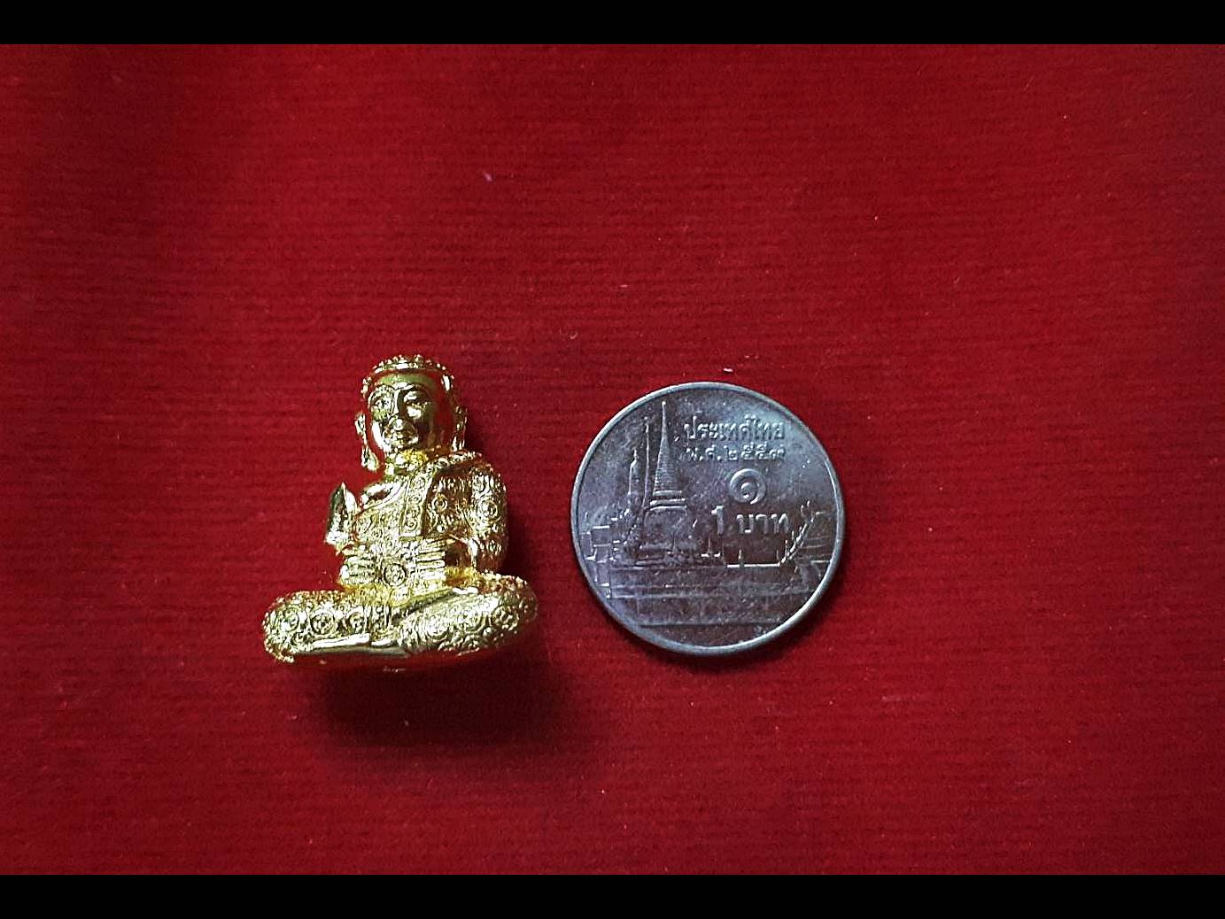 หลวงปู่พระสังกัจจายน์ จีวรลายดอกพิกุล(เข้าพิธีพลิกชีวิต) ปี2563