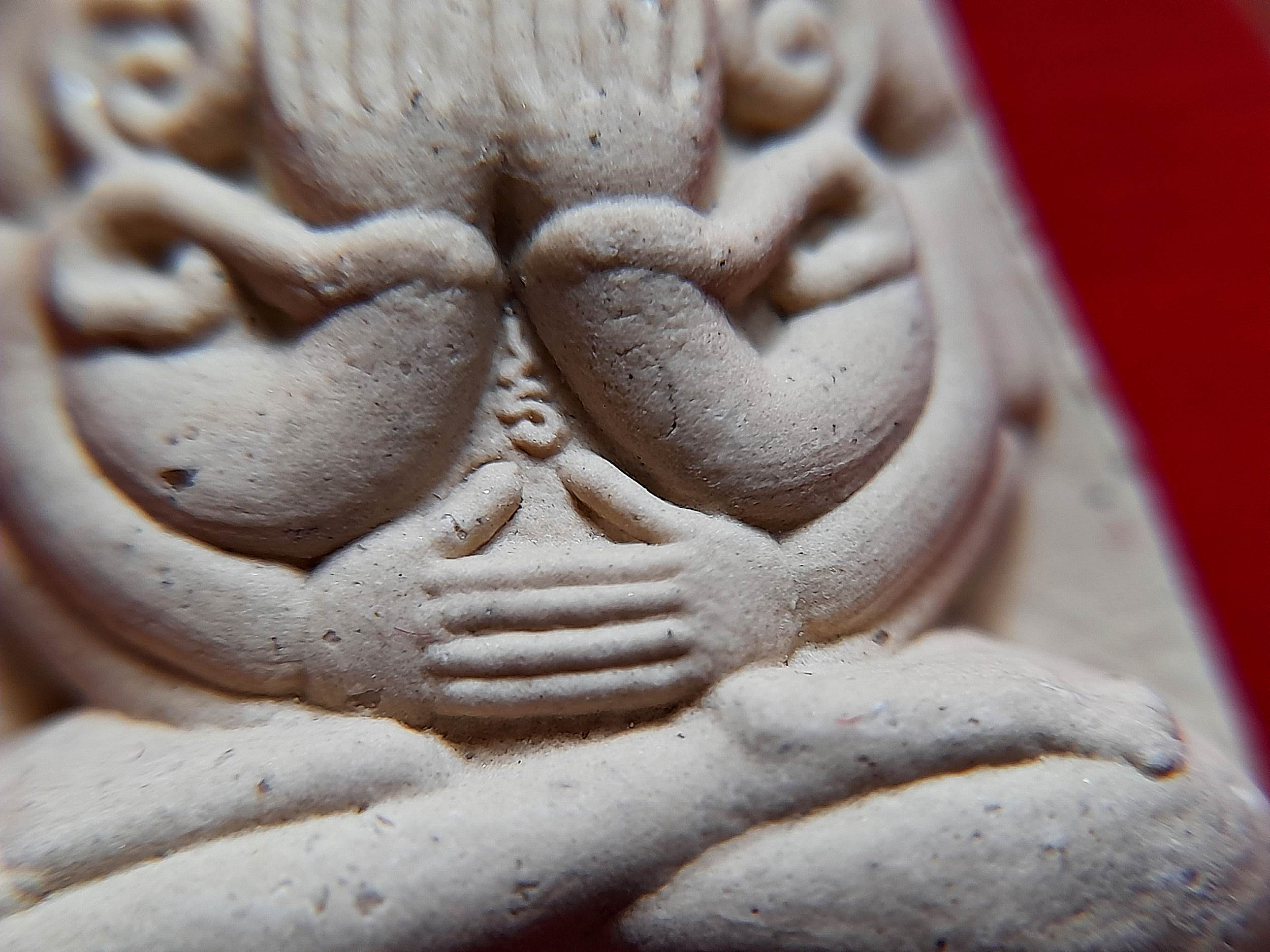 พระปิดตา มหาลาภ ยันต์ยุ่ง 4มือ หลังยันต์นะพรชัย (#ชุดรวม3องค์) ปี2542 เนื้อผง(รวมผงมวลสาร+เส้นผมเกศา+พลอยเสก เศษลูกแก้วสารพัดนึก) #รับประกันแท้และทัน - หลวงพ่อยุงยุทธ วัดเขาไม้แดง จ.ชลบุรี