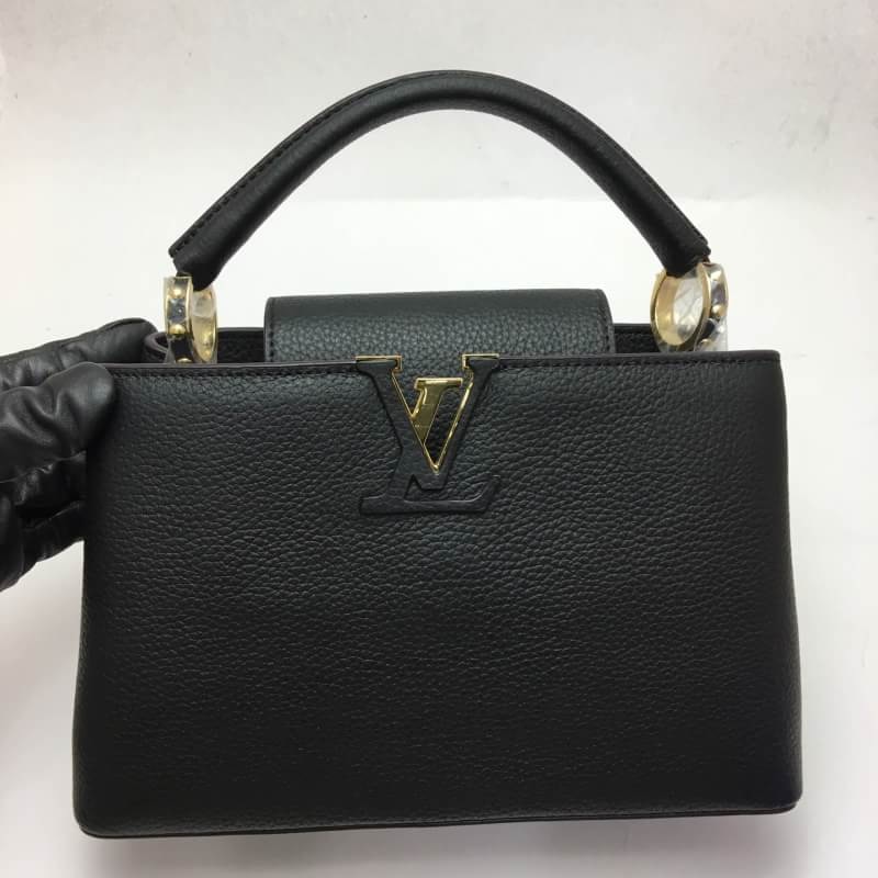 กระเป๋า l capucines bb 11 นิ้ว พร้อมสายสะพายยาว มีหลายสี