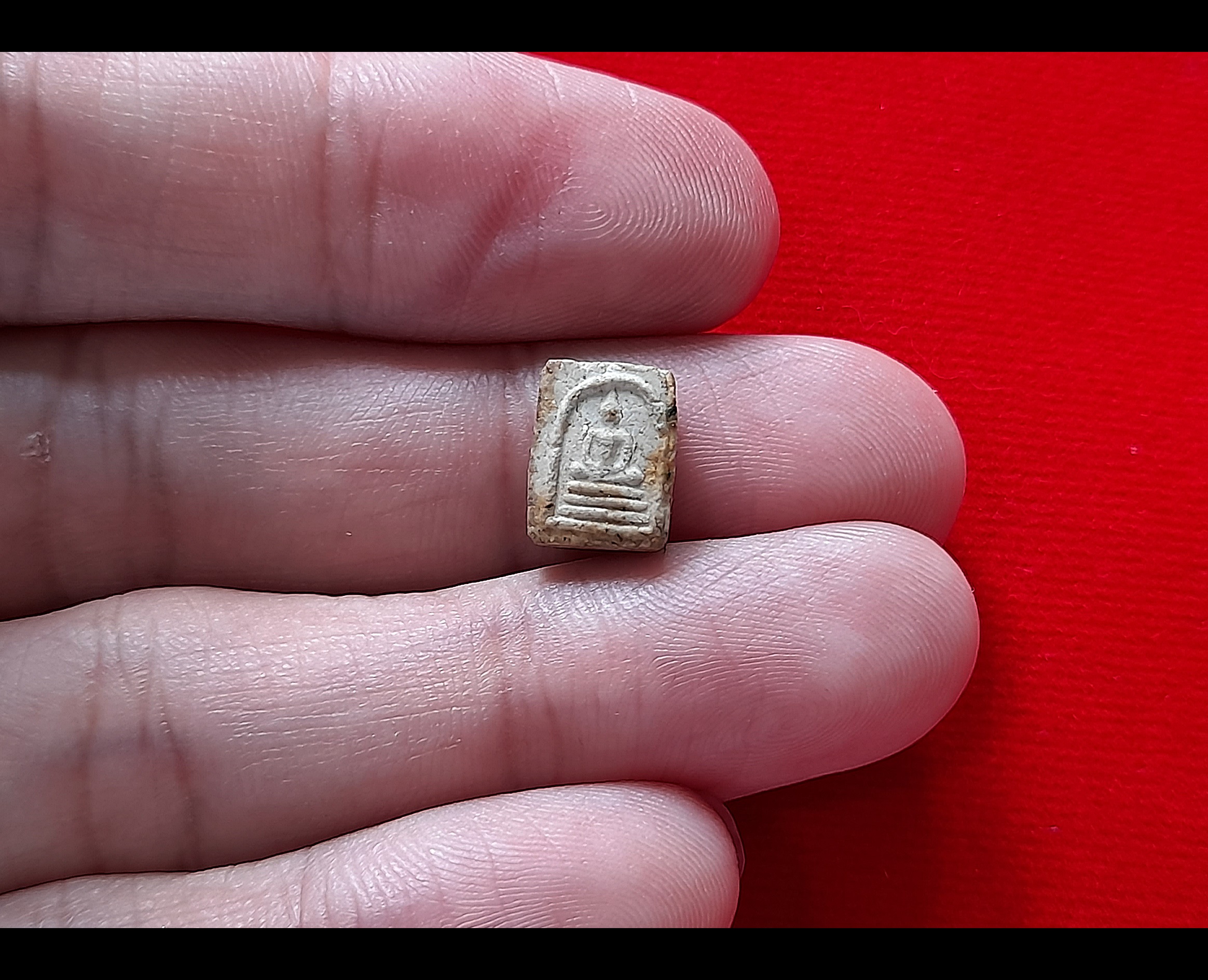 พระสมเด็จ (จิ๋ว) หลัง รูปภาพ เต็มองค์ เนื้อผง ปี2509 หลวงพ่อยงยุทธ วัดเขาไม้แดง จ.ชลบุรี #รับประกันแท้และทัน