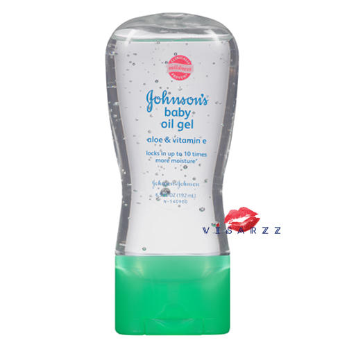 (ฝาเขียว) Johnson's Baby Oil Gel with Aloe Vera & Vtiamin E 192mL เบบี้ออยล์ในรูปแบบเนื้อเจลใส อ่อนโยน ใช้ได้ทั้งลูกน้อยและตัวคุณ ช่วยเก็บล็อคความชุ่มชื่นให้แก่ผิวได้ยาวนานเป็นพิเศษ