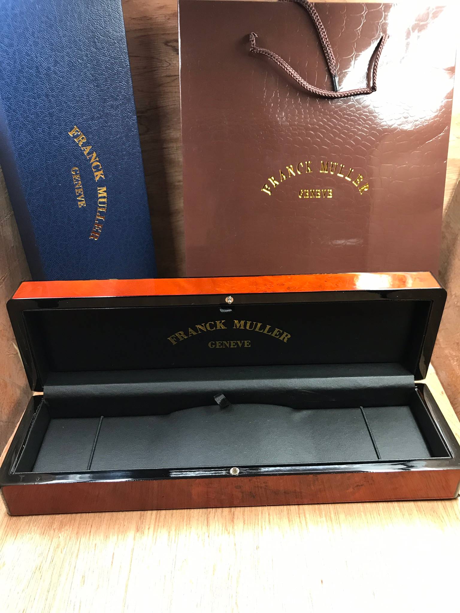 กล่องนาฬิกา Franck Muller ชุด