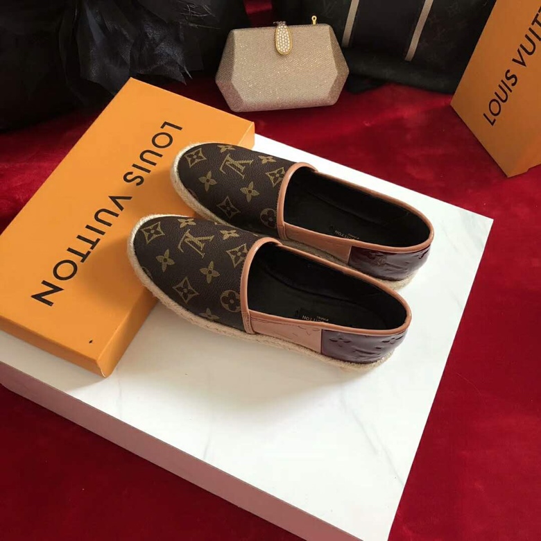 รองเท้า lv espadrilles ผู้หญิง มีหลายแบบหนังแท้