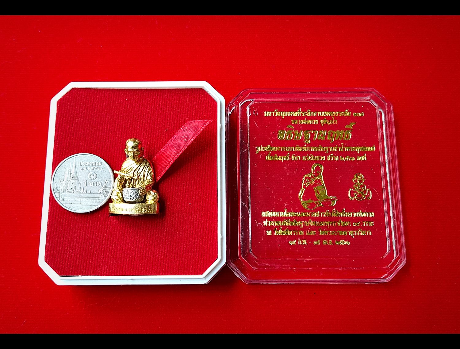 รูปหล่อ หลวงพ่อกวย วัดโฆสิตาราม ทำน้ำมนต์ (เข้าพิธีอฐิษฐานจิตปลุกเสก39พิธี) ฐานบรรจุมวลสารเก่าและ#เกศา#จีวร หลวงพ่อกวย (ขนาดห้อยคอ 1.5ซม) ปี2561 #รับประกันแท้