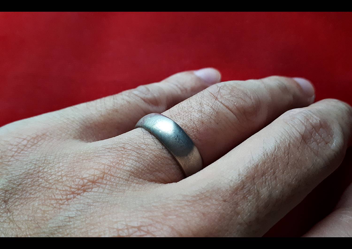 แหวน เสน่ห์มอญ (รุ่นเสือซ่อนเล็บ) เนื้อซิลเวอร์พลัส (ขนาดเส้นผ่าศูนย์กลาง 2ซม) ปี2558 #รับประกันแท้ - พระอาจารย์หนุ่ม (สมัย วัดบางแวก)