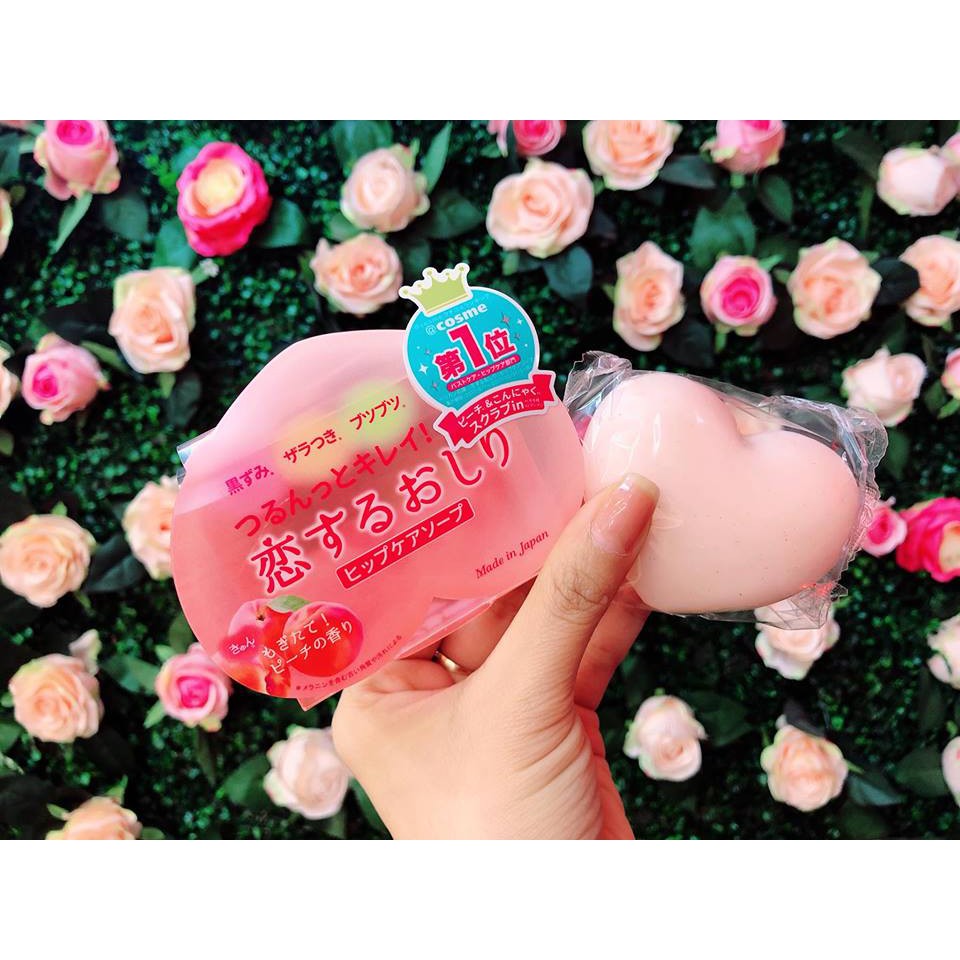(อันดับ 1 @Cosme) Pelican Hip Care Scrub Soap 80g สบู่ก้นเด้ง สบู่ทำความสะอากผิวบริเวณสะโพกและก้น กลิ่นพีช ช่วยขจัดเซลล์ผิวที่เสื่อมสภาพ ลดเลือนจุดด่างดำ ลดผิวแตกลาย ปรับสภาพผิวให้กระจ่างใสยิ่งขึ้น ทำให้ผิวกลับมาเรียบเนียน
