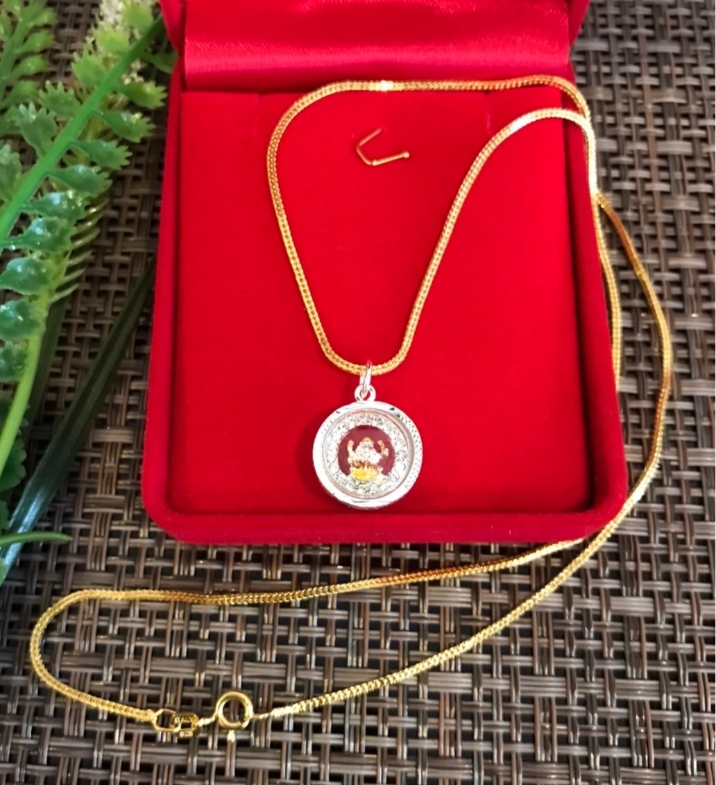 สร้อยคอเงินแท้ 92.5% ชุบสีทอง ลายสี่เสา เส้นจิ๋ว (สร้อยงานอิตาลี)