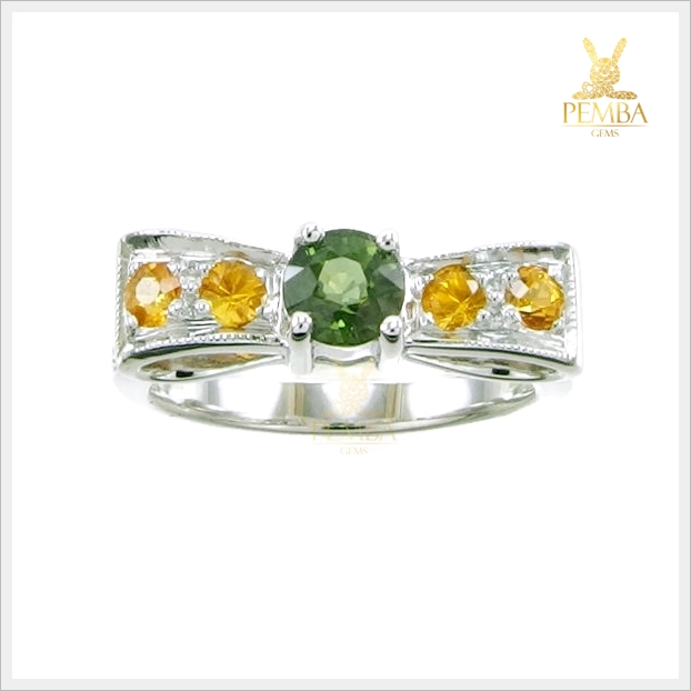 แหวนเขียวส่องแท้ แต่งด้วยบุษราคัม สวยเก๋สะดุดตา เงินแท้925 แหวนพลอยแท้