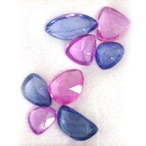 Rosecut Sapphire พลอยเนื้อแข็งจัดเซท โรสคัท หนักรวม 13.89 กะรัต สีน้ำเงินน้ำ 4 เม็ด สีชมพู 2 เม็ด ชมพูอมม่วง 2 เม็ด เนื้อสะอาดมองตาเปล่าไม่มีตำหนิ